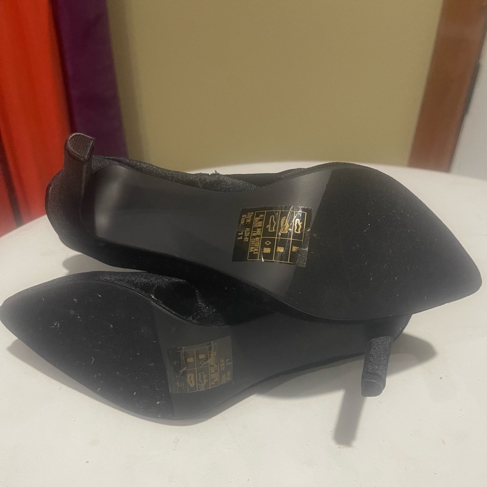 Velvet Bootie - Picture 3 of 3